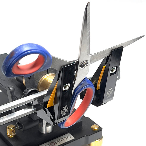 Apego de tijeras para kazak